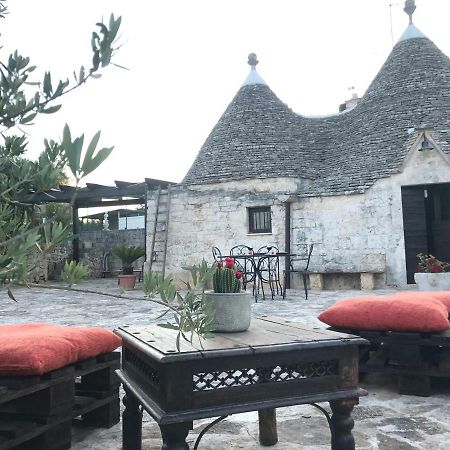 アルベロベッロ Trulli Domus Petraヴィラ エクステリア 写真