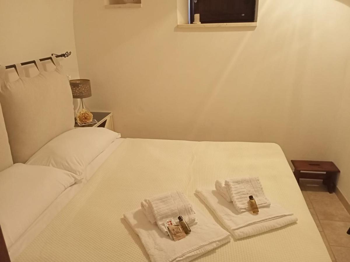 アルベロベッロ Trulli Domus Petraヴィラ エクステリア 写真