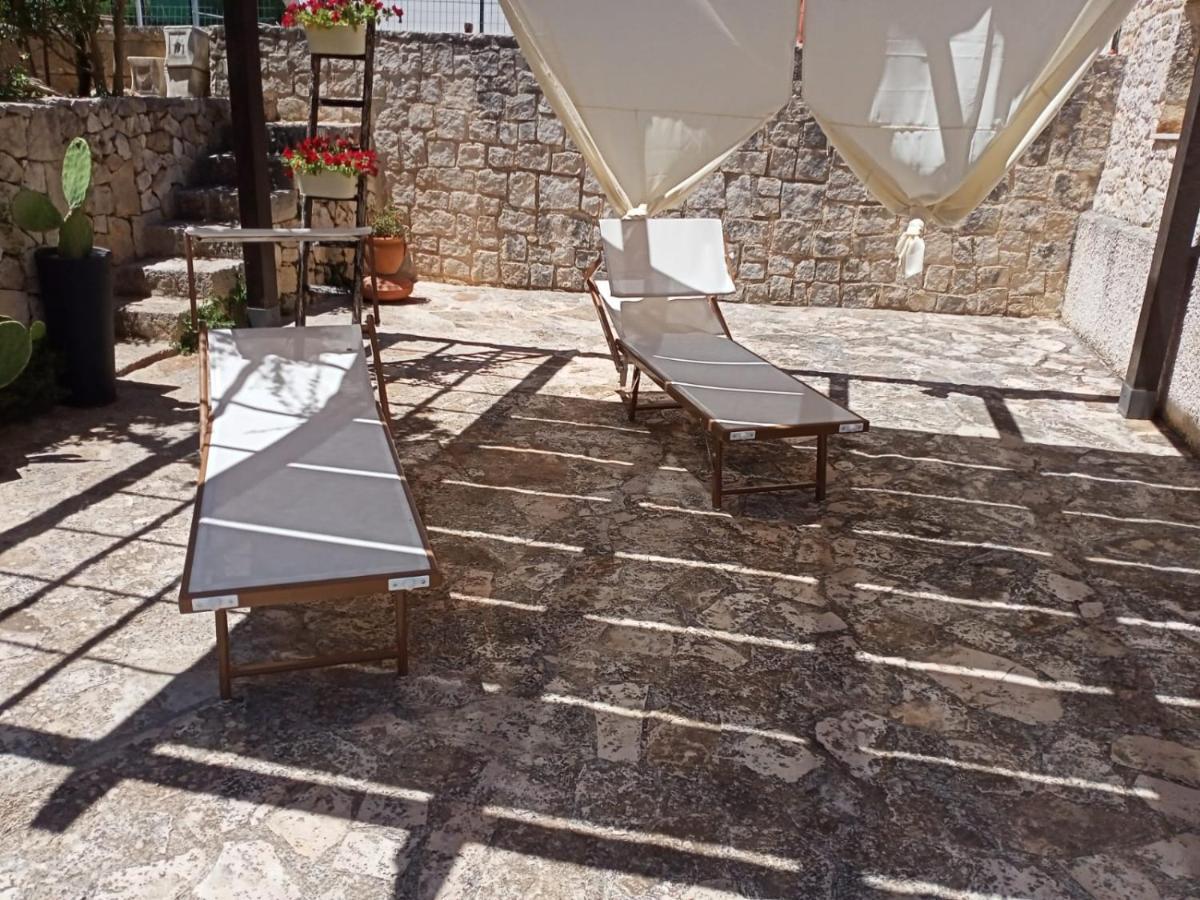 アルベロベッロ Trulli Domus Petraヴィラ エクステリア 写真