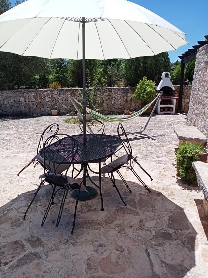 アルベロベッロ Trulli Domus Petraヴィラ エクステリア 写真