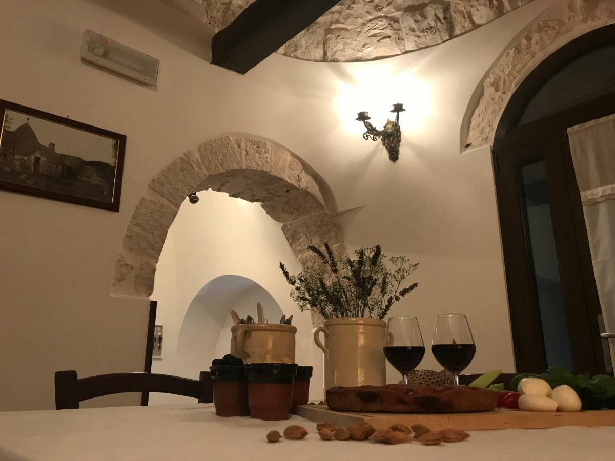 アルベロベッロ Trulli Domus Petraヴィラ エクステリア 写真