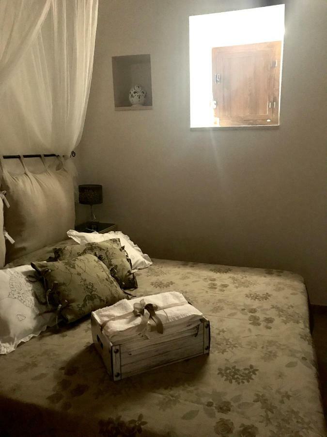 アルベロベッロ Trulli Domus Petraヴィラ エクステリア 写真