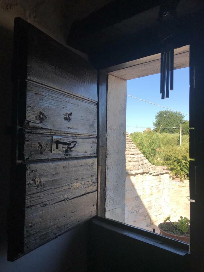 アルベロベッロ Trulli Domus Petraヴィラ エクステリア 写真